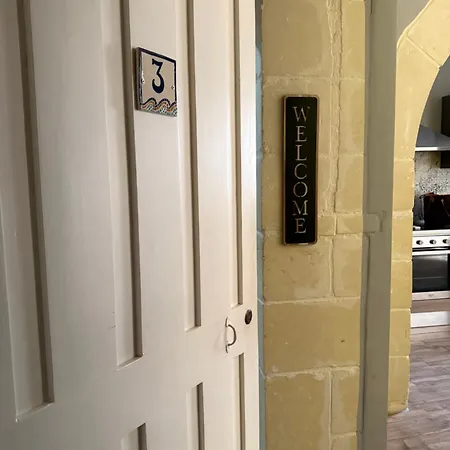 Ritz Gozo דירה *